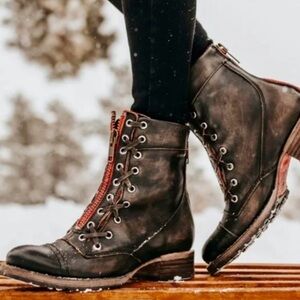 Freebird Liverpool Red Zipper Black Size 10 fit like 9.5 or small 10